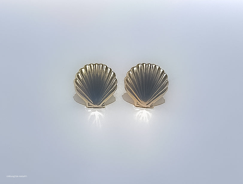 Gold Oceanic Shell Posts